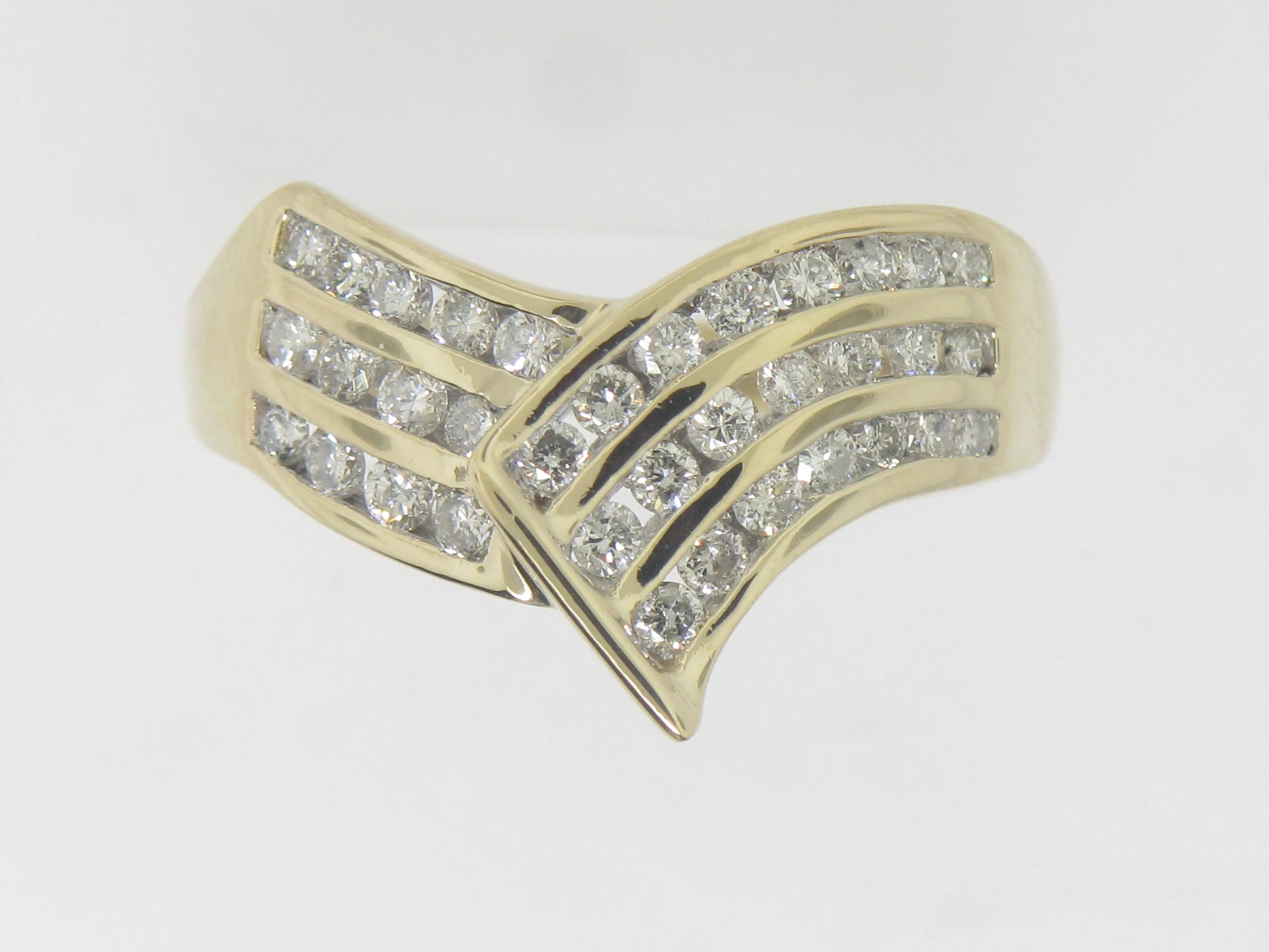 10K Yellow Gold V Shaped Diamond Ring (35) - .75 CTTW Preowned Jewelry