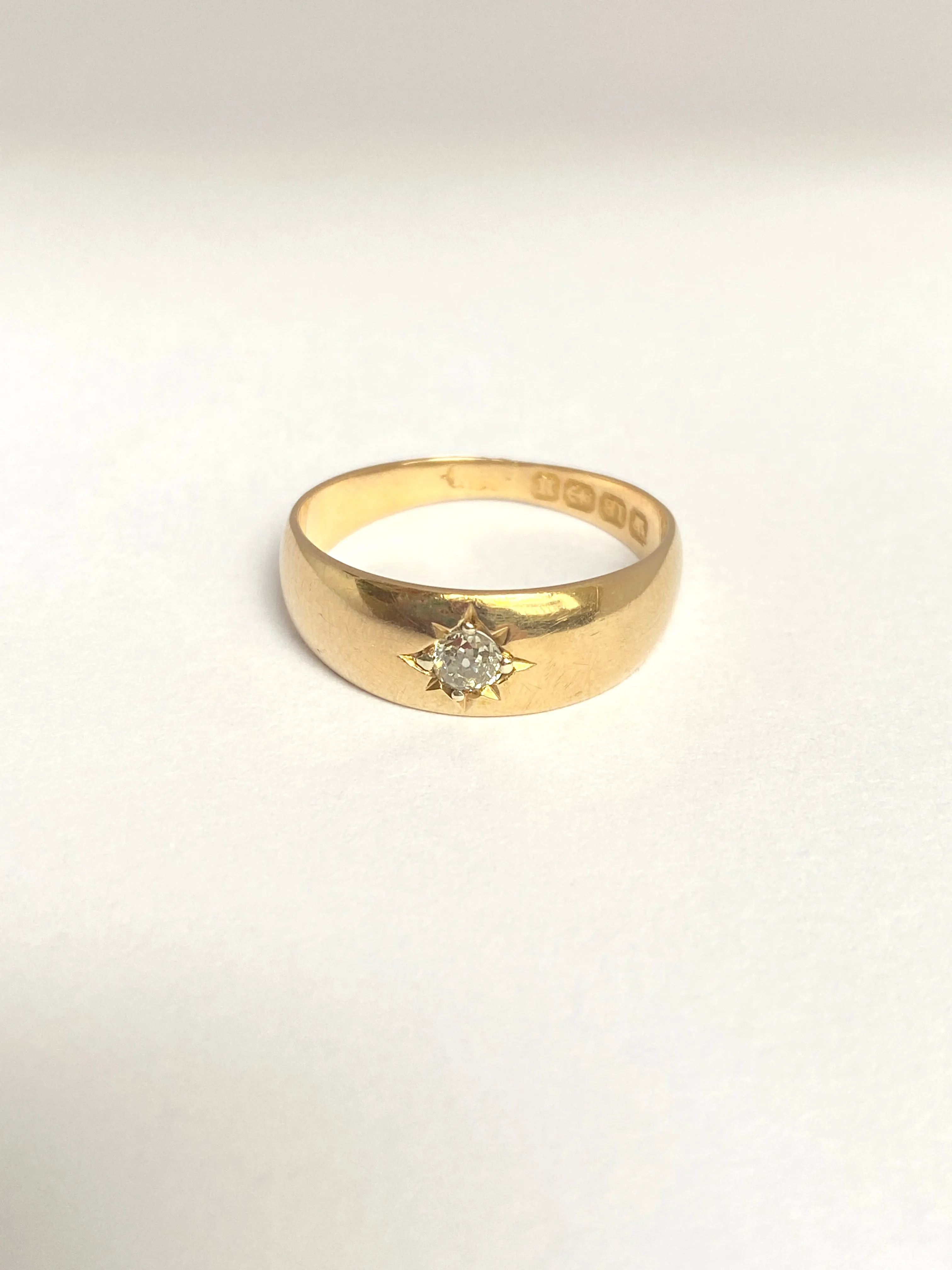 18ct Gold, Antique Victorian, Starburst Solitaire Ring, Hallmarked 18ct Gold, Birmingham and 1894