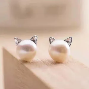 Cat Pearl Earrings