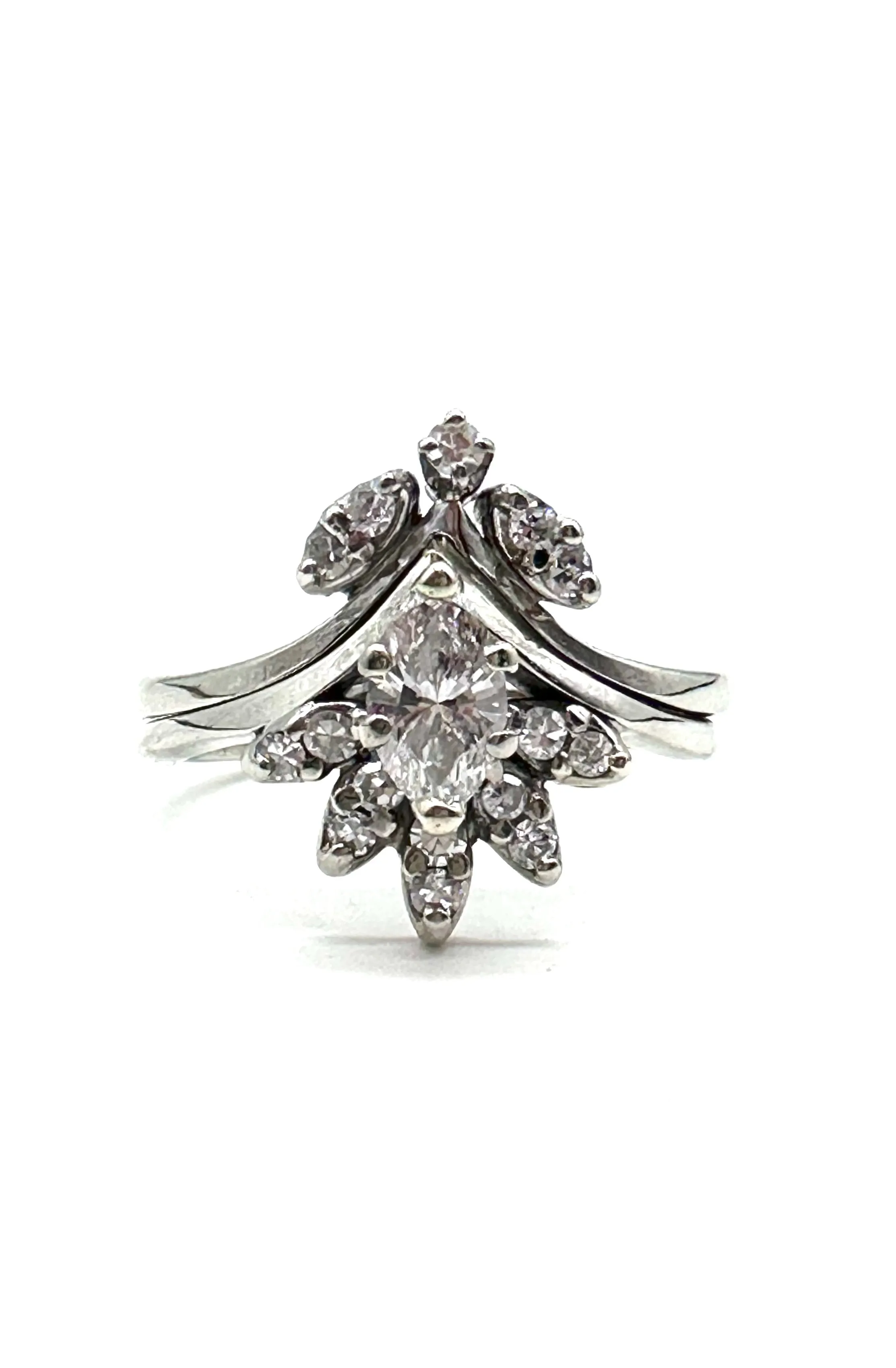 Diamond cluster Chevron ring