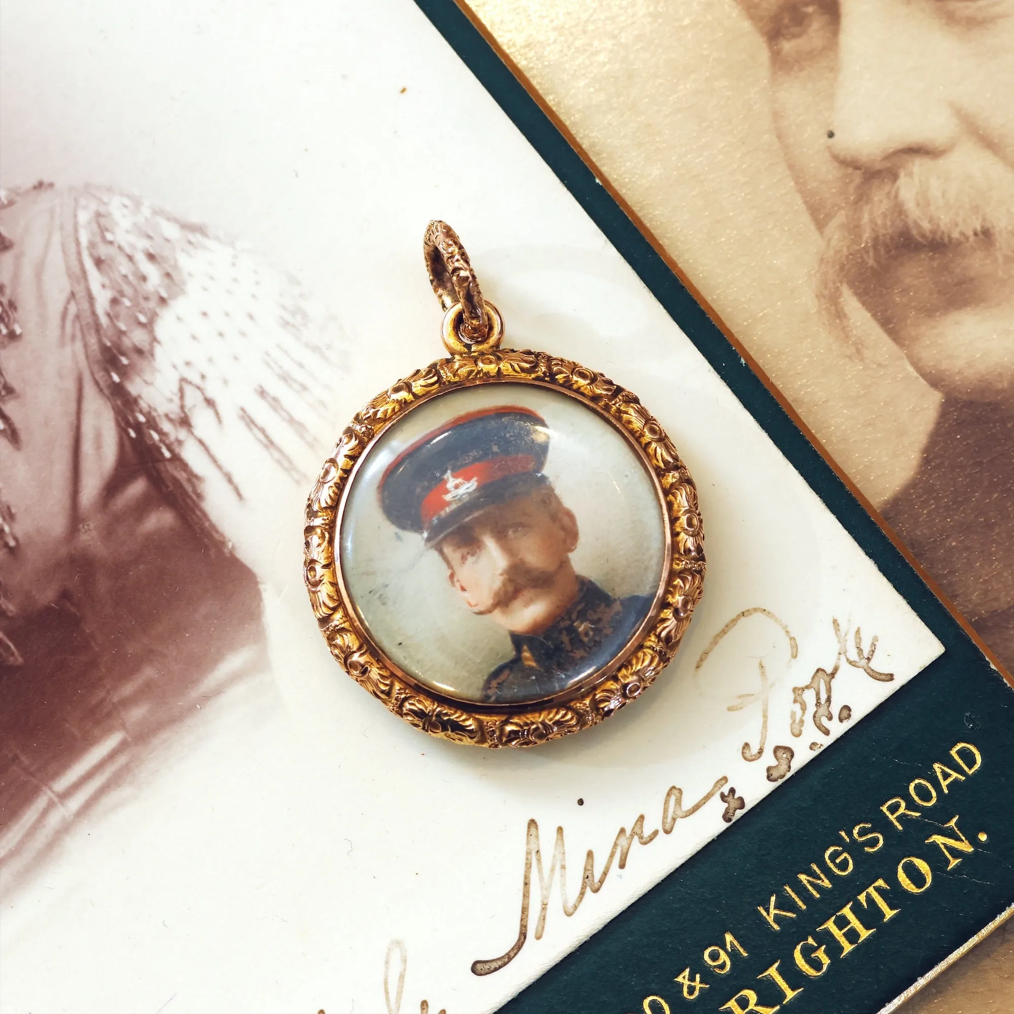 Fancy Rococo Styled Georgian Picture Locket