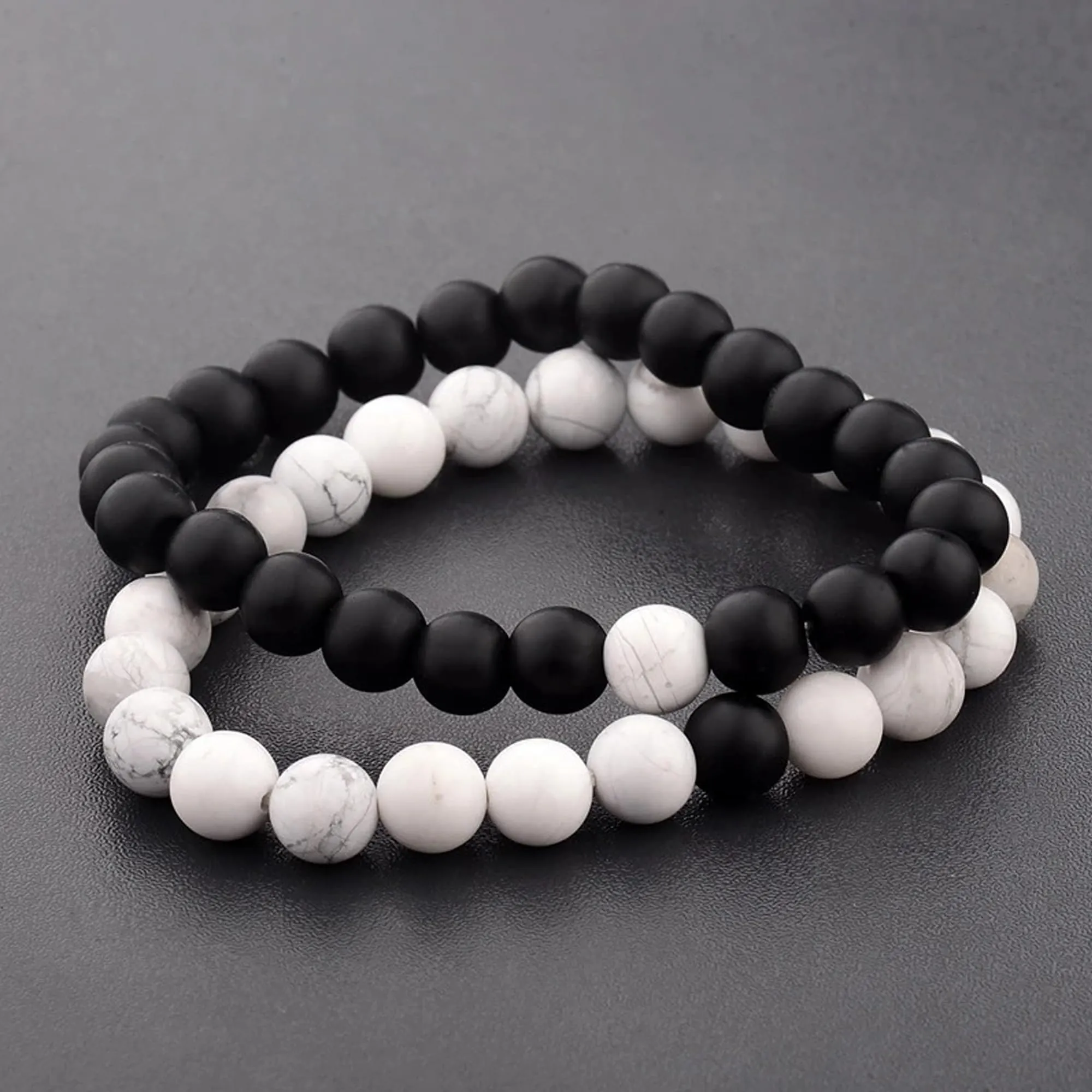 Fashion Frill Stylish Couple Bracelets Black & White Red Natural Stone Onyx Stretchable Wrist Band Heart Magnetic Bracelet For Women Men Boys Girls Love Gifts Friendship Bracelets