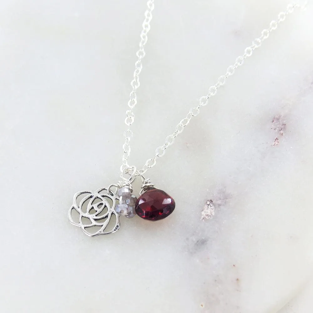 FLOWER AND GARNET NECKLACE