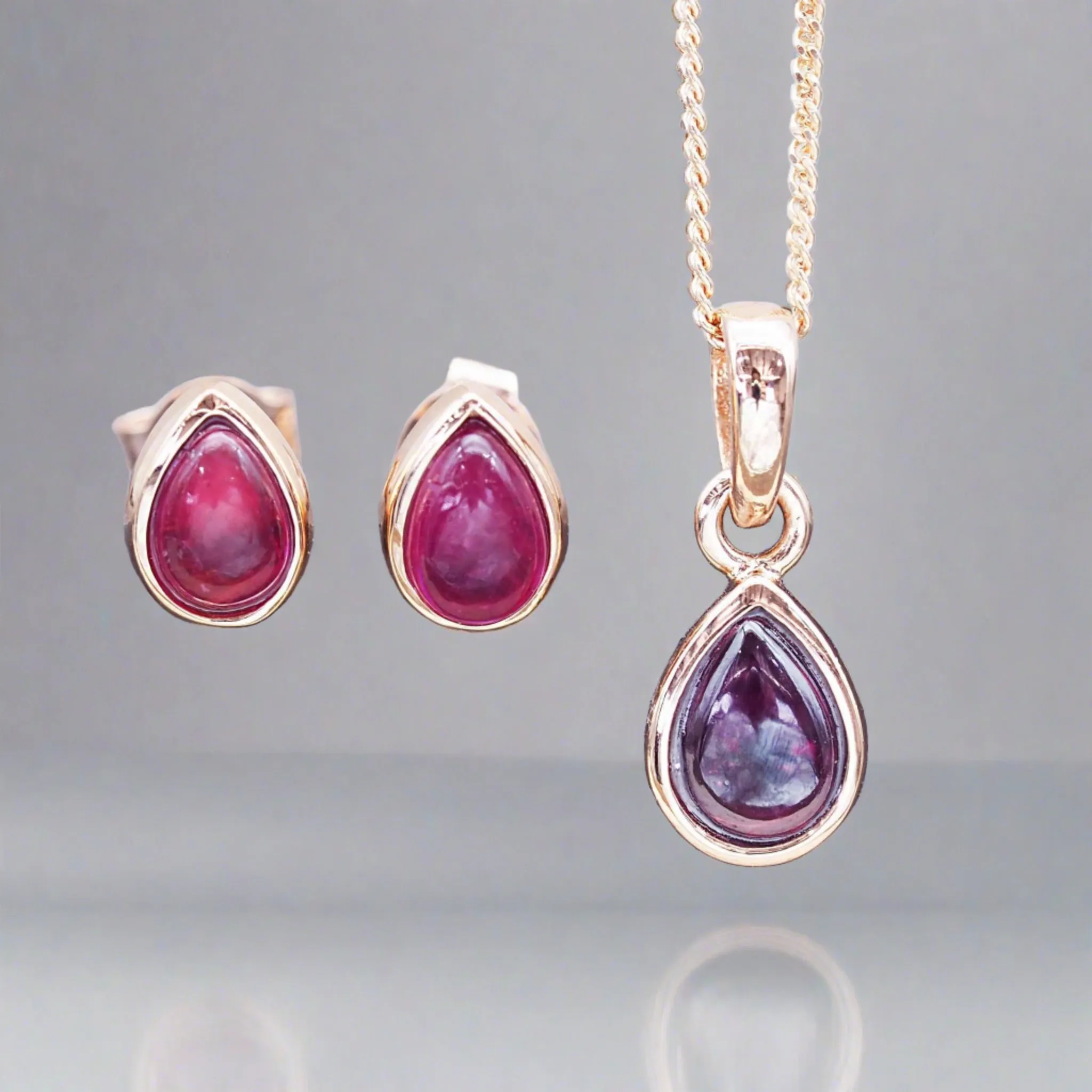 January Birthstone Jewellery Set - Garnet Jewellery