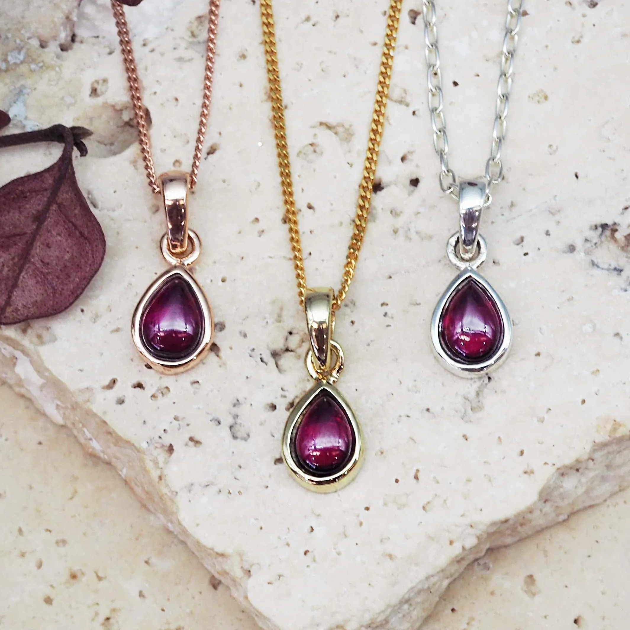 January Birthstone Jewellery Set - Garnet Jewellery