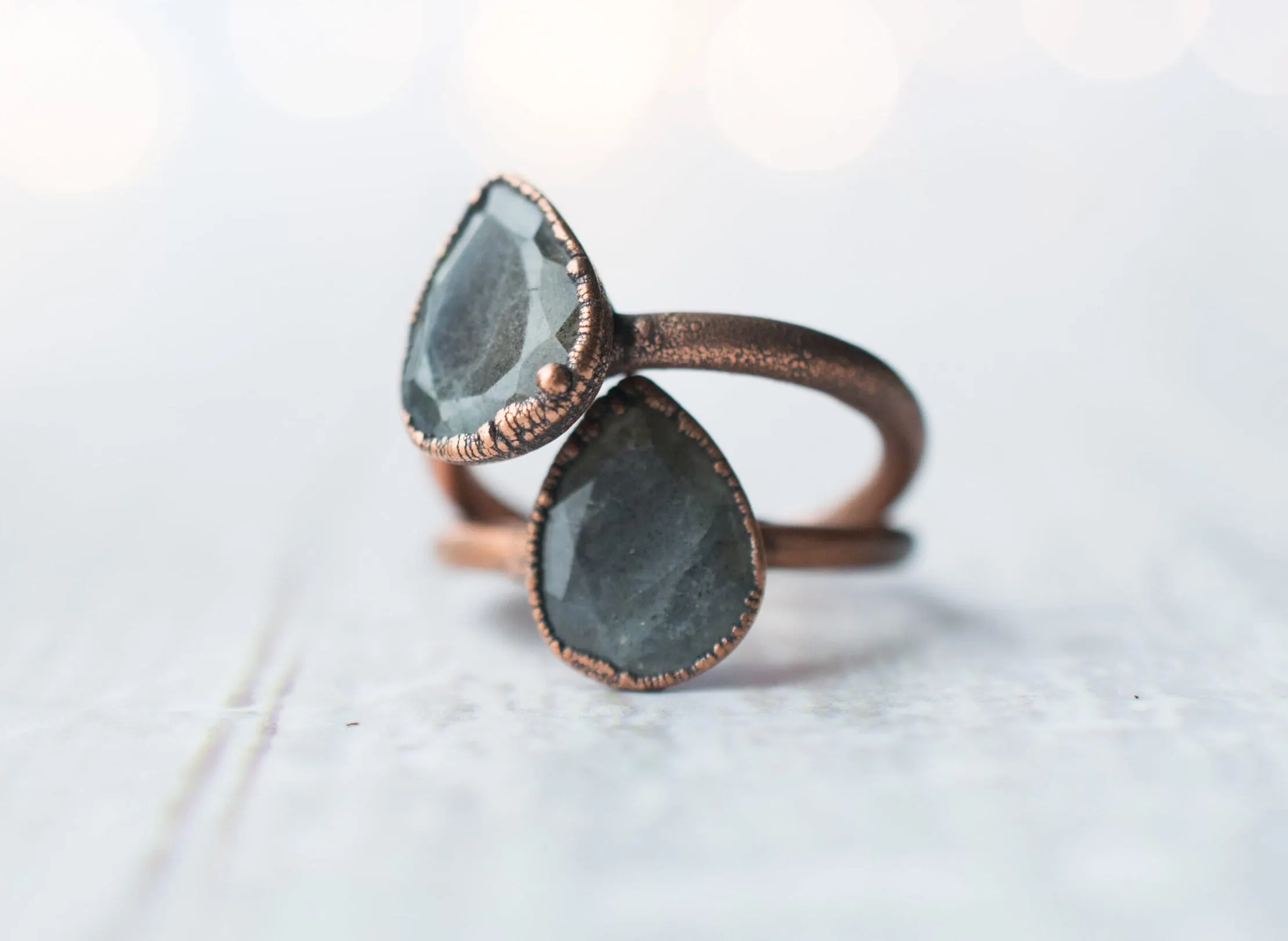 Labradorite feldspar ring | Organic stone stacking ring