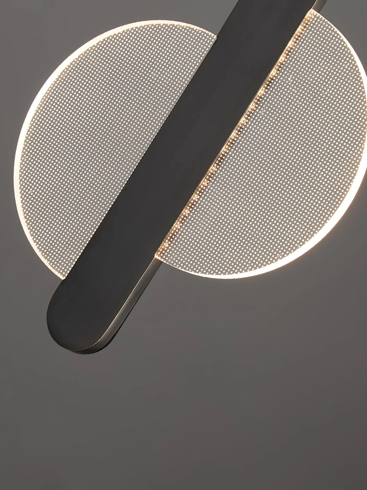 Loomis Pendant Lamp