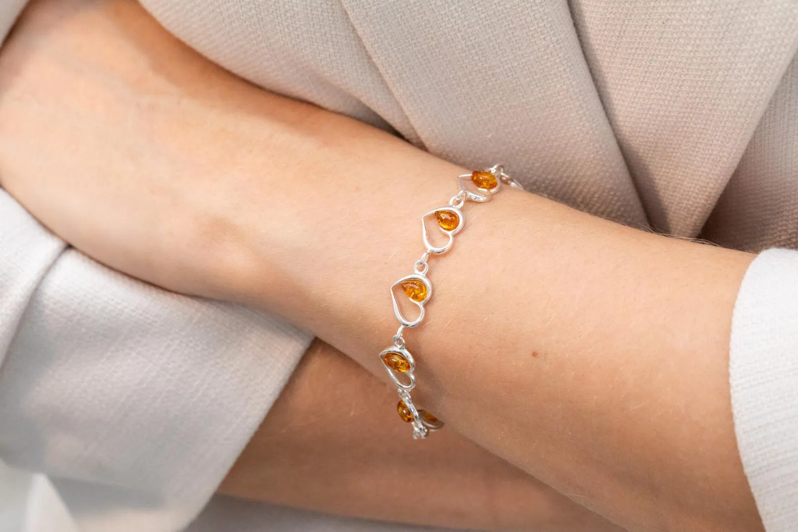 Minimal Amber Heart Bracelet - Elegant & Meaningful Jewelry for All Occasions