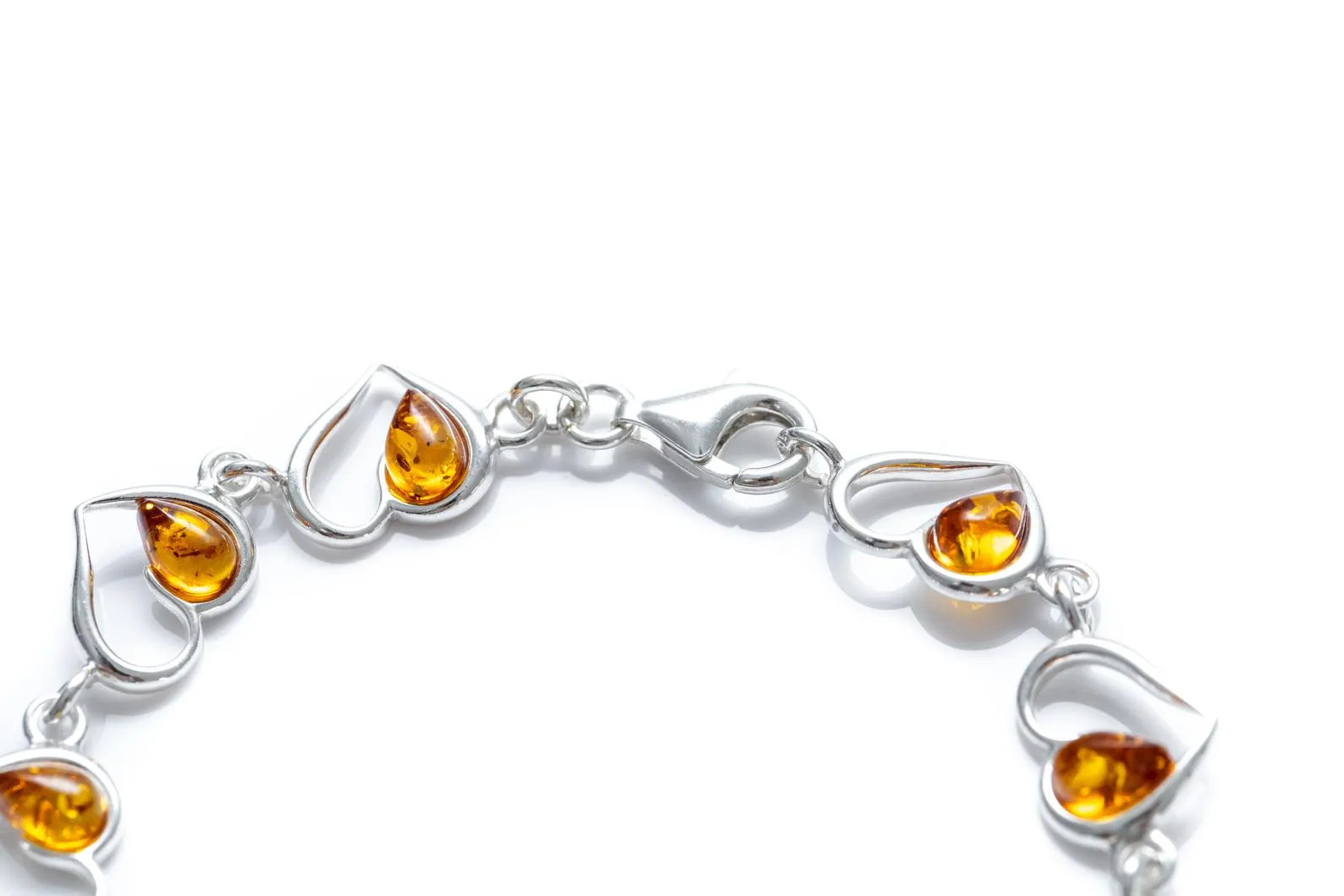 Minimal Amber Heart Bracelet - Elegant & Meaningful Jewelry for All Occasions