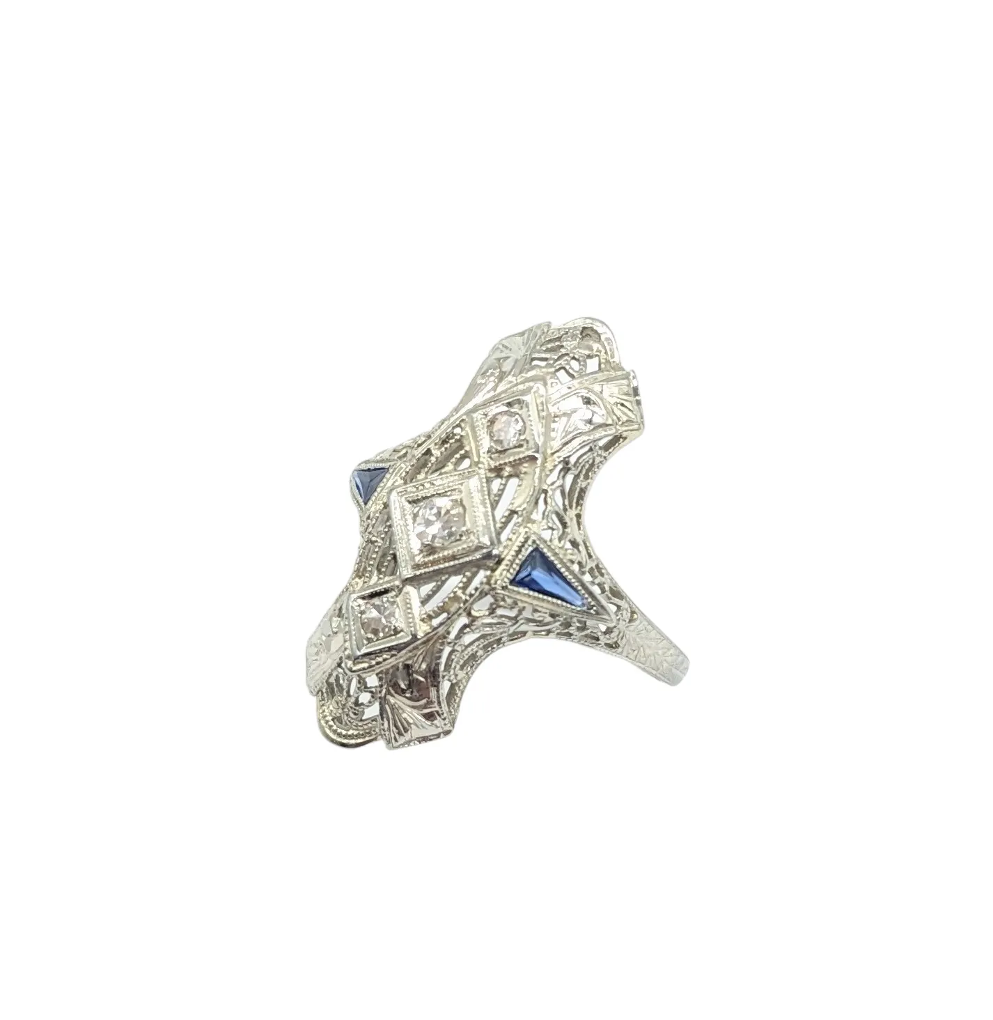 Vintage Diamond and Sapphire Filigree Ring