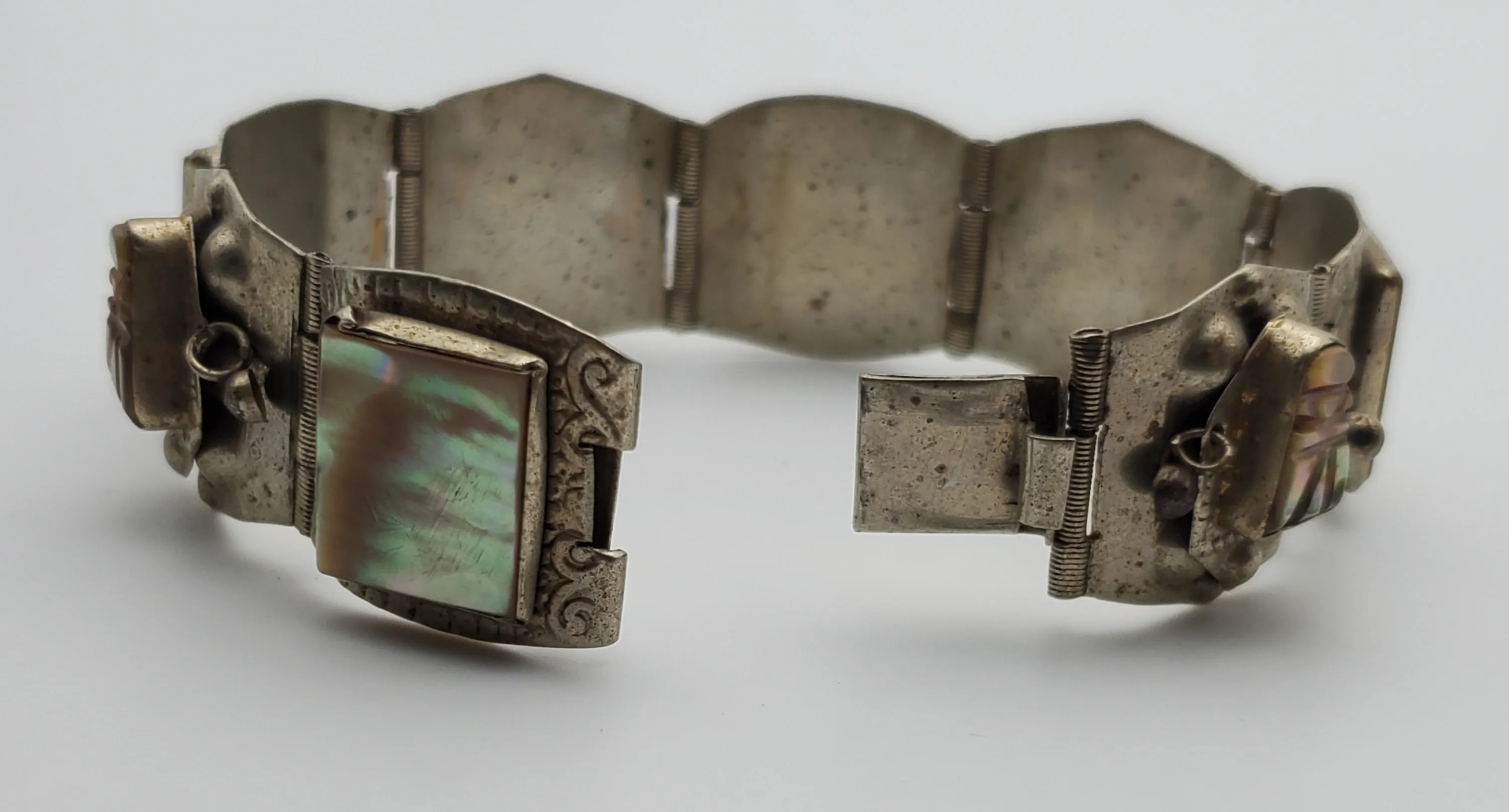 Vintage Handmade Mexican Carved Abalone Shell Panel Link Bracelet - 7"