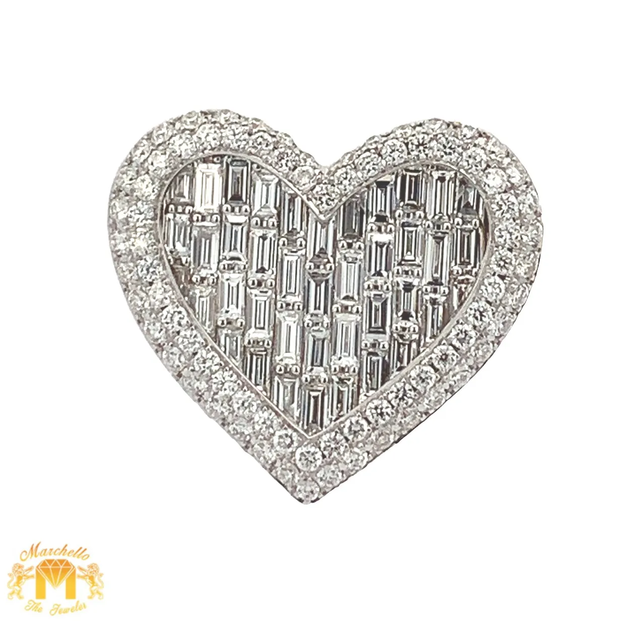 VVS/vs high clarity diamonds set in a White Gold Heart Ring with Natural Emerald cut and Round Diamonds