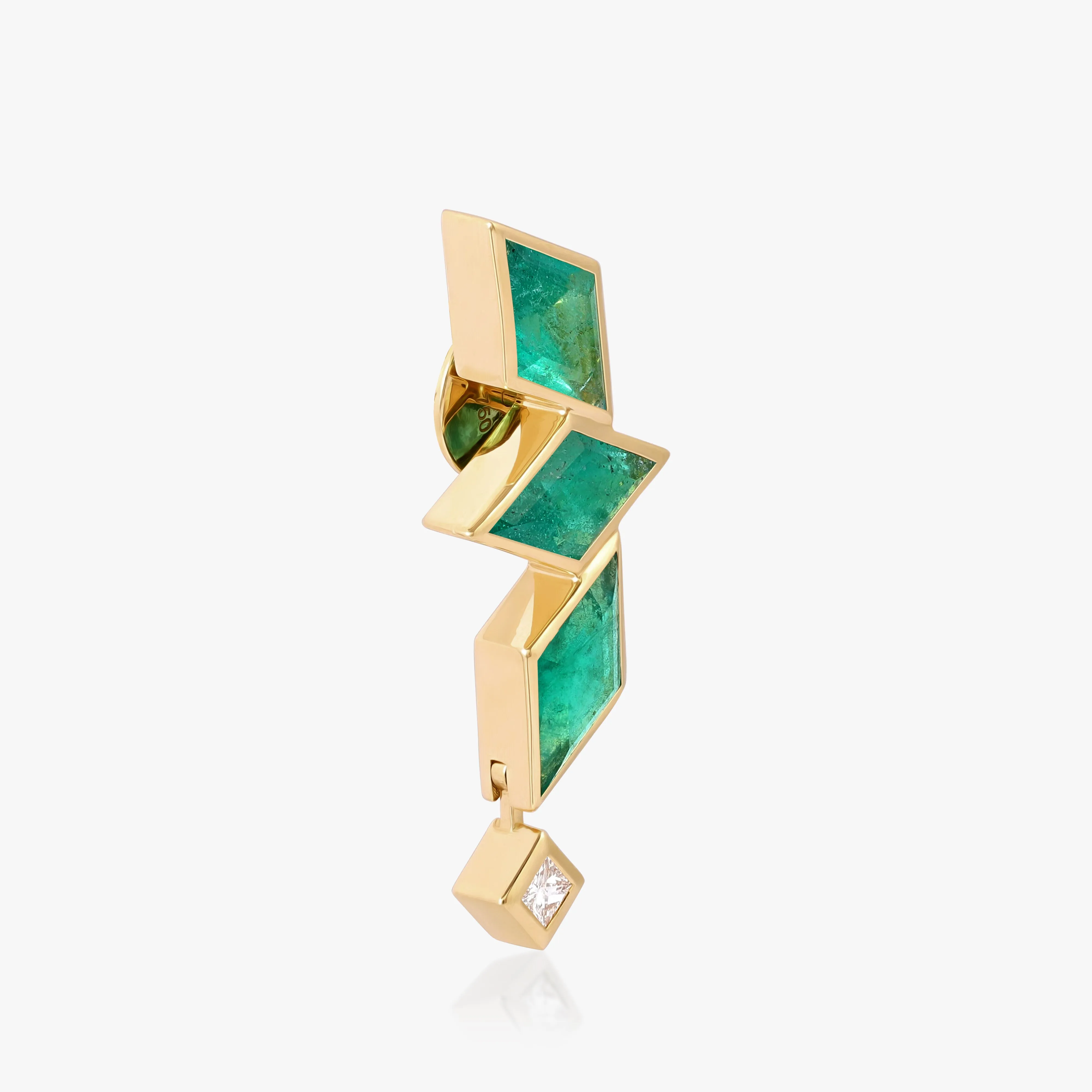 Waha emerald earrings