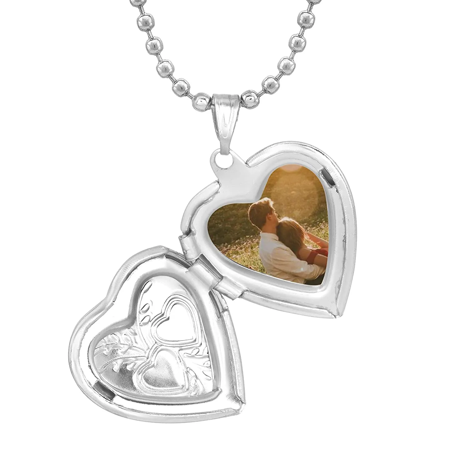 Zumrut� Silver Plated Big Heart-Shaped Picture Openable Photo Frame Memory Photo Valentine Gift Lockets Pendnat For Men and Women